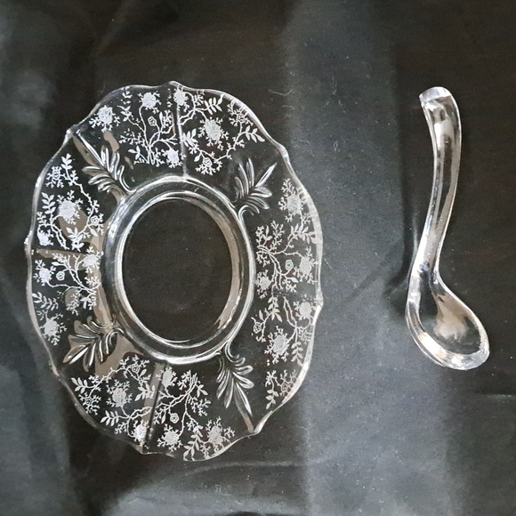 Fostoria "Chintz" Mayonaise Bowl, Saucer, and Spoon - Picture 3 of 4